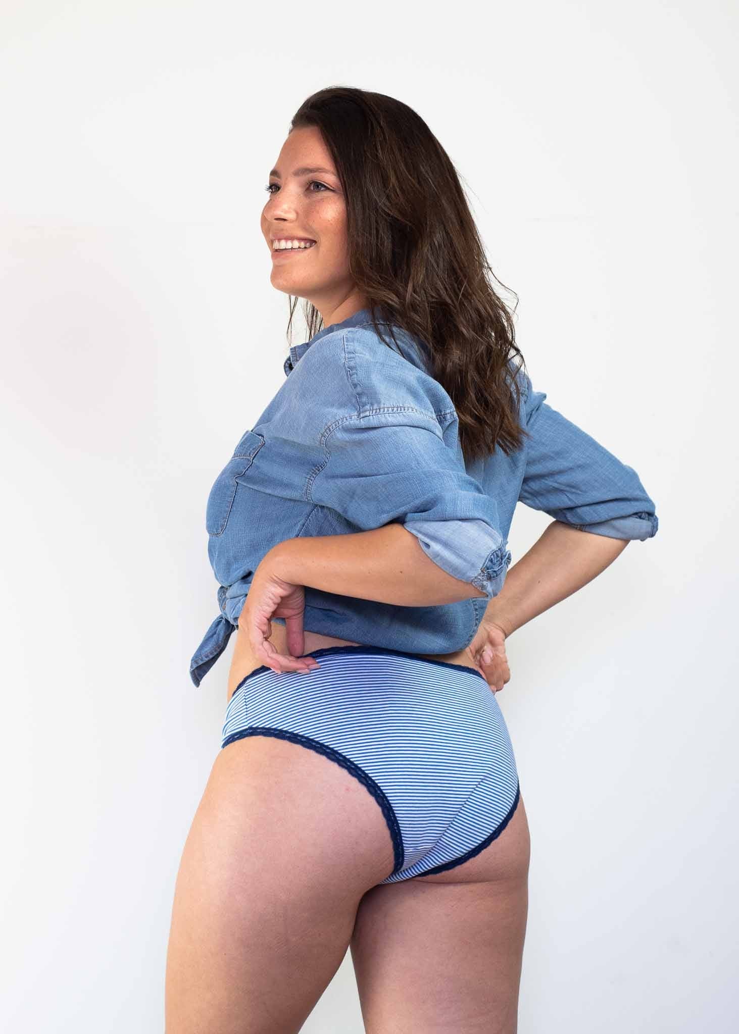 louloucup-louise-turquoise-souple-culotte-menstruelle-flux-moyen-bleu-ciel image 4
