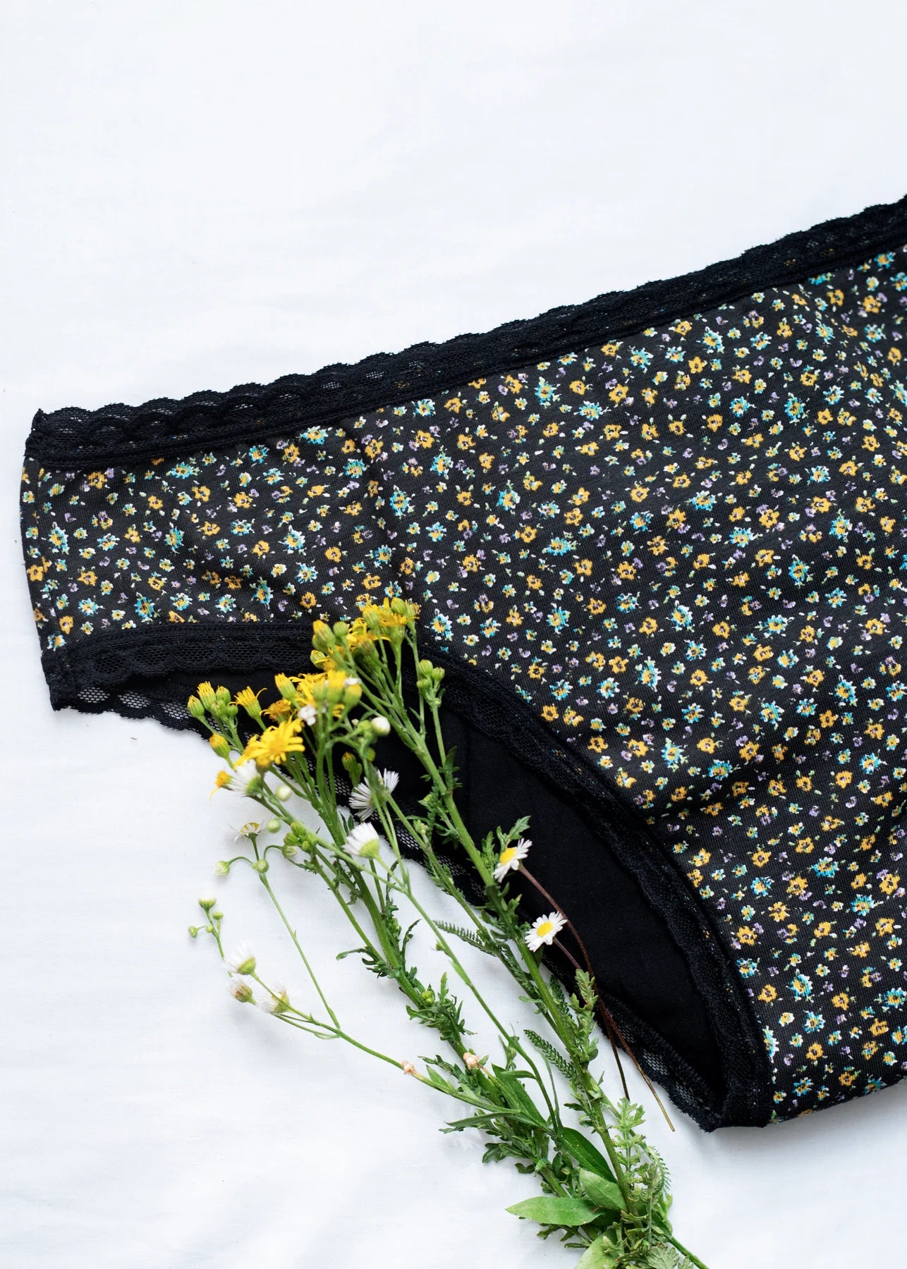 louloucup-jade-ado-xxs-culotte-menstruelle-flux-tr-s-abondant image 6
