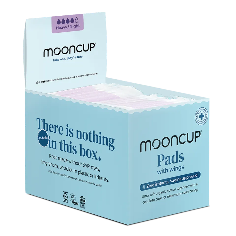 mooncup-original-serviette-lavable-moyen-jour-avec-ailes image 1