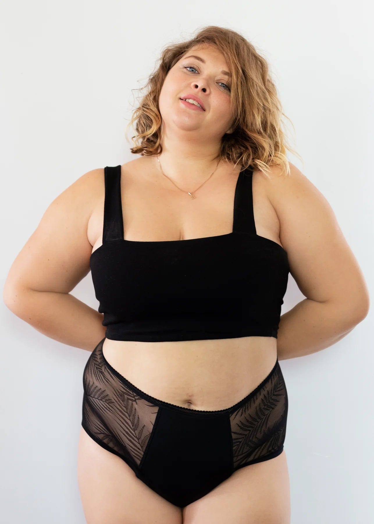 louloucup-rose-classique-clara-culotte-menstruelle-xs-abondant image 6