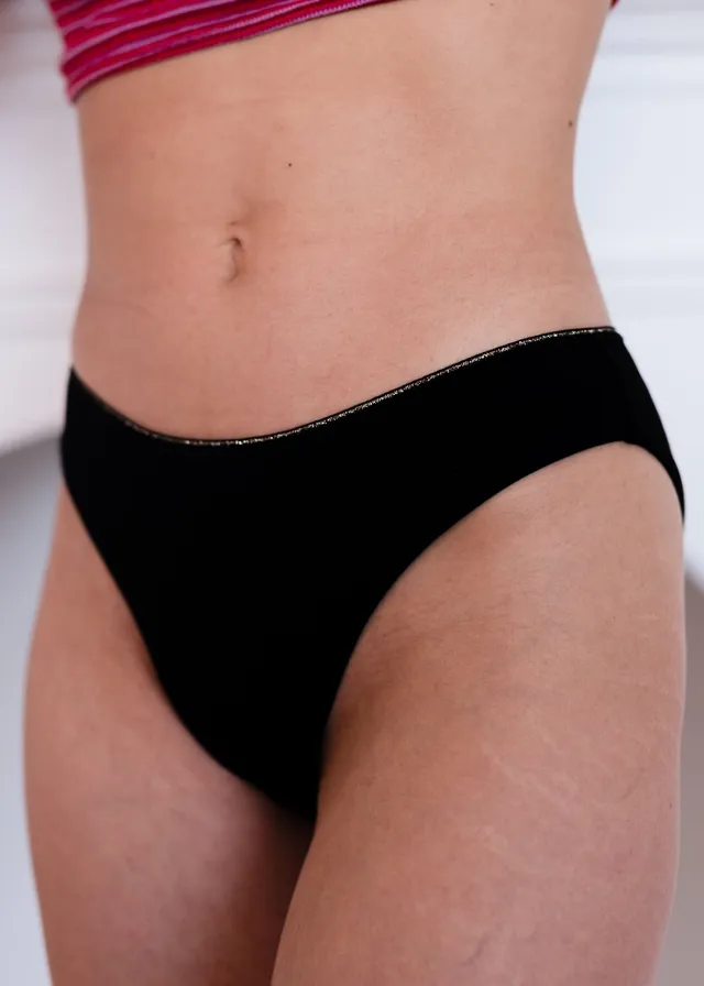 louloucup-lucie-culotte-menstruelle-noire-coton-bio-flux-moyen-m image 1
